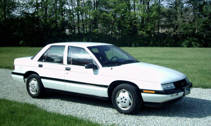 Chevrolet Corsica (1987–1996) nuotrauka