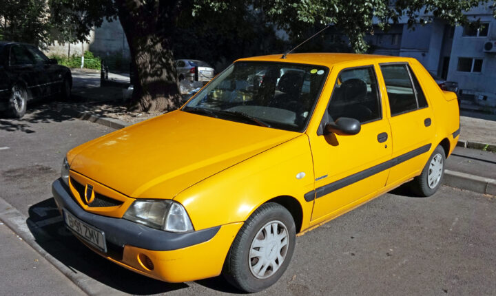 Dacia Solenza (2003–2005) nuotrauka