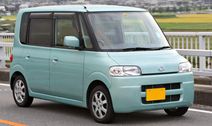 Daihatsu Tanto (2003–2007) nuotrauka