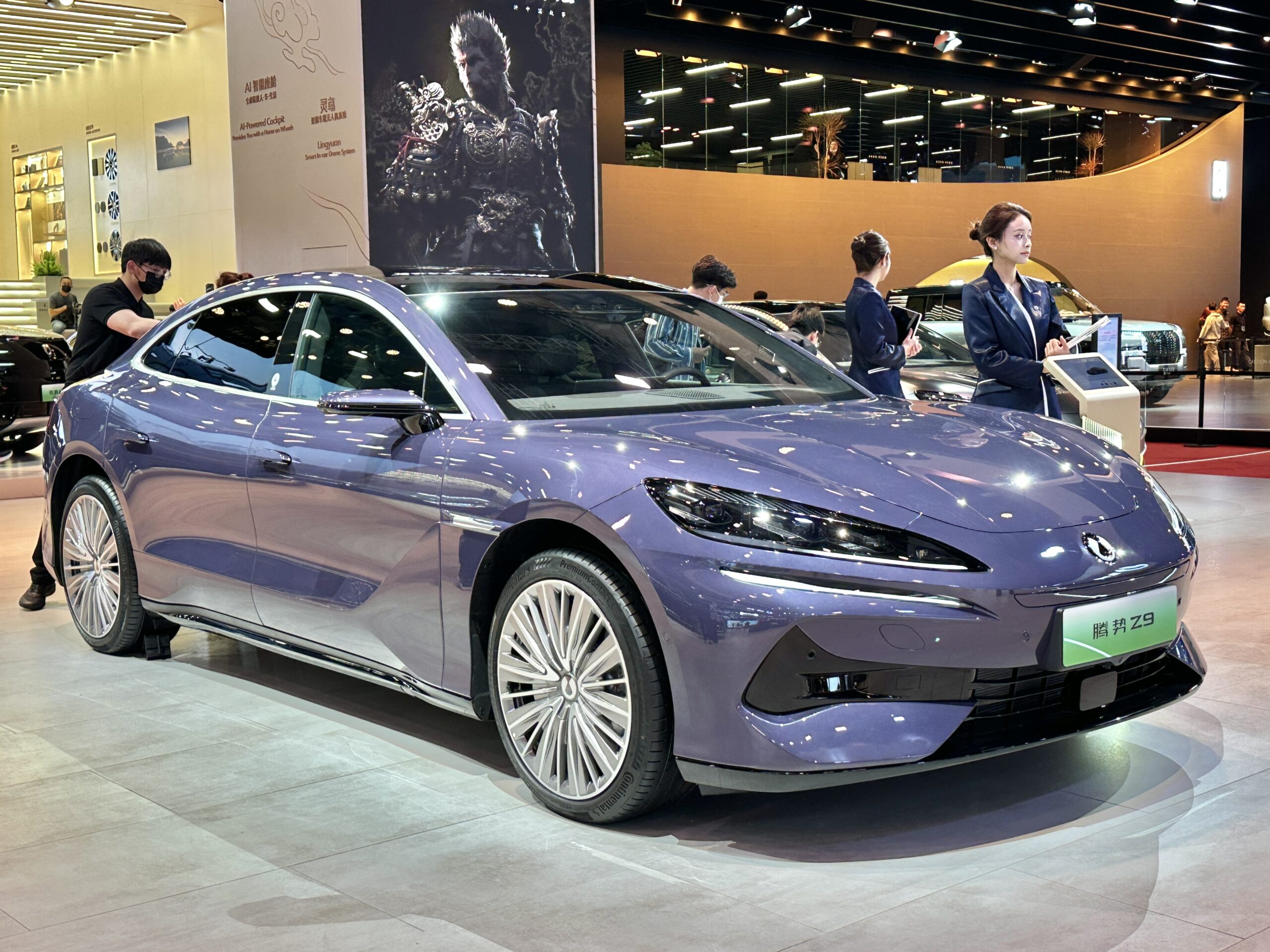 Denza Z9 (2025–2026) nuotrauka