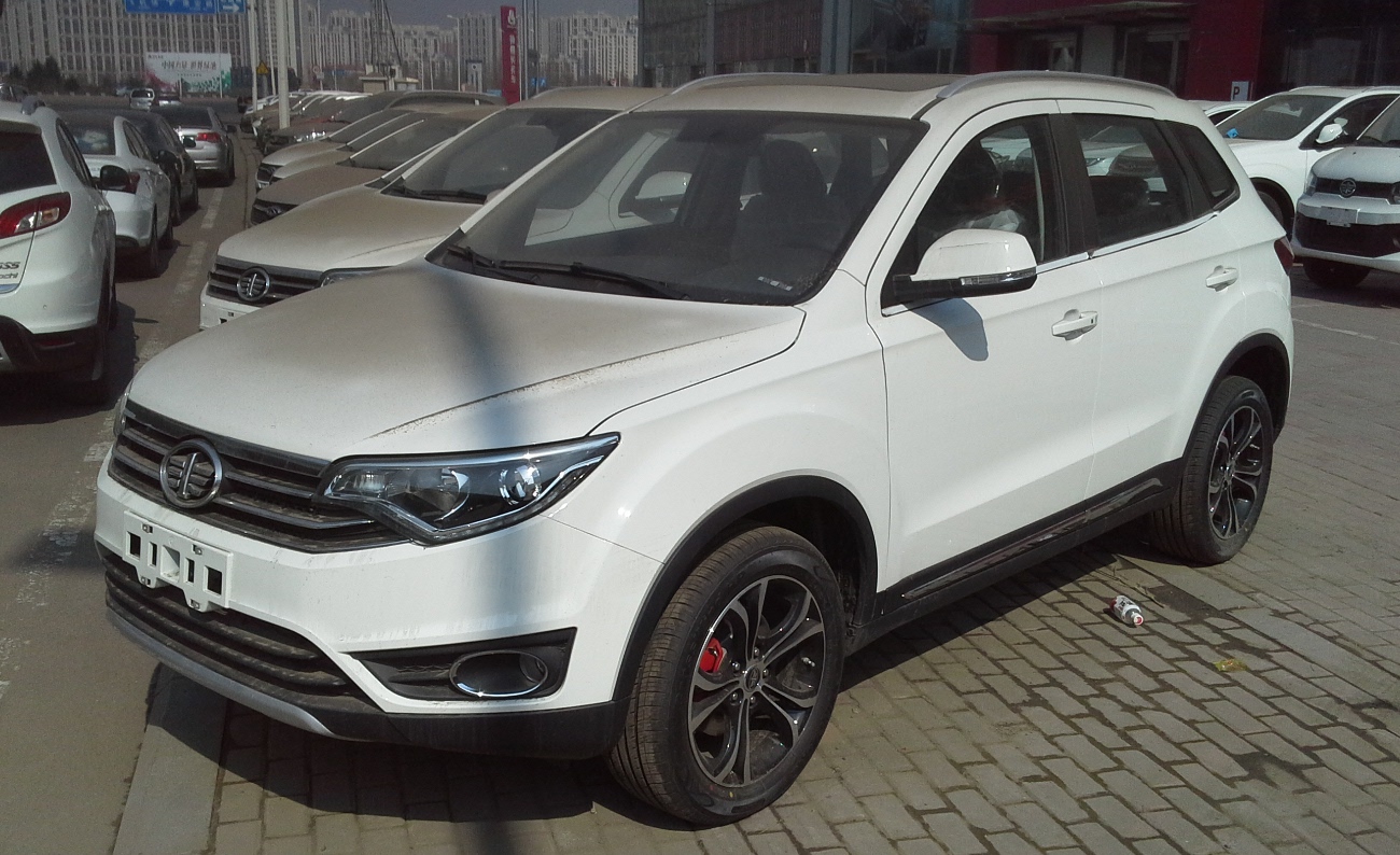 FAW Senia R7 1.6 (116 AG) Automatic (2015) nuotrauka