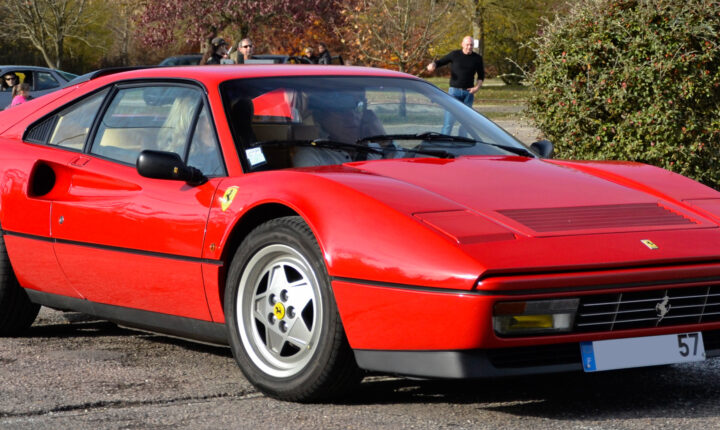 Ferrari 328 GTB (1985–1989) nuotrauka
