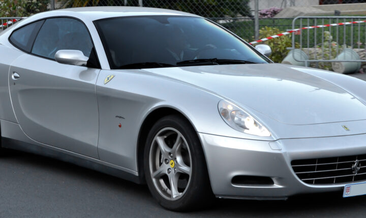 Ferrari 612 Scaglietti (2004–2011) nuotrauka