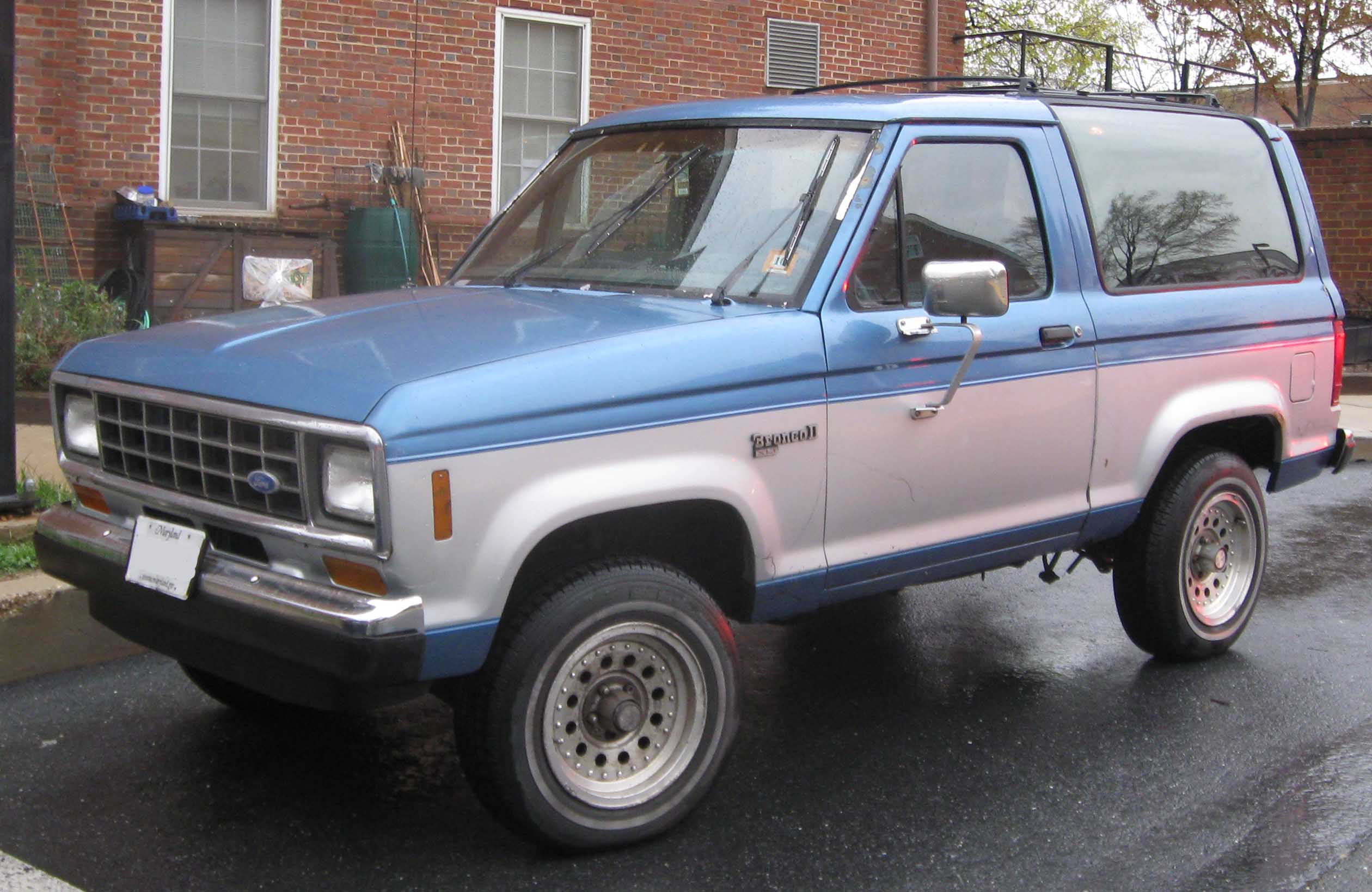Ford Bronco II (1978–1979) nuotrauka