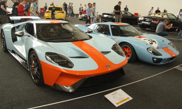Ford GT (2004–2006) nuotrauka