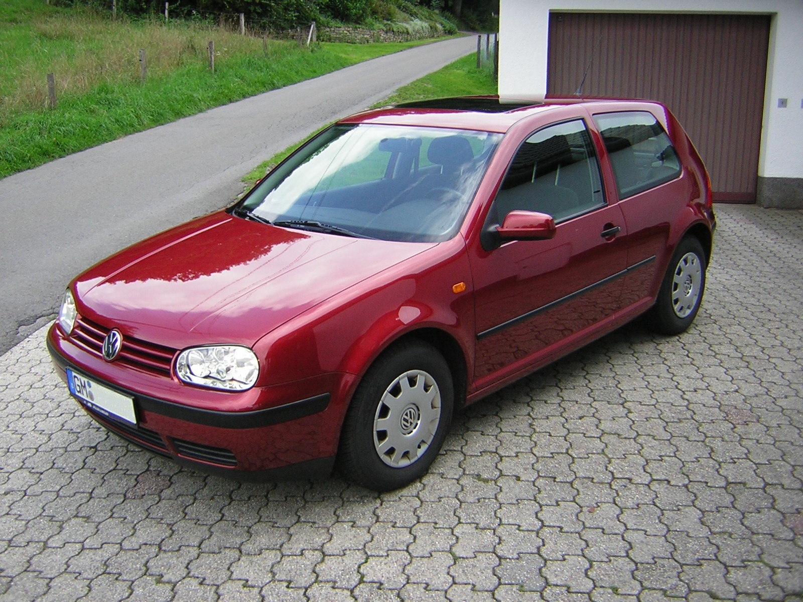 Volkswagen Golf IV 1.8 (125 AG) Automatic (1997–2000) nuotrauka