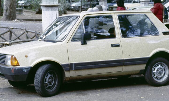 Innocenti Mini (1974–1982) nuotrauka