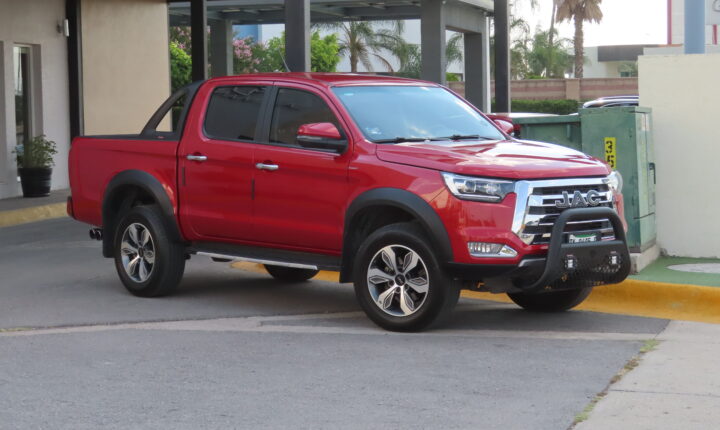JAC T8 Pro (2021–2026) nuotrauka
