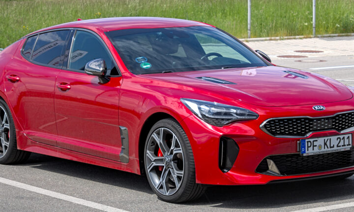 Kia Stinger (2017–2020) nuotrauka