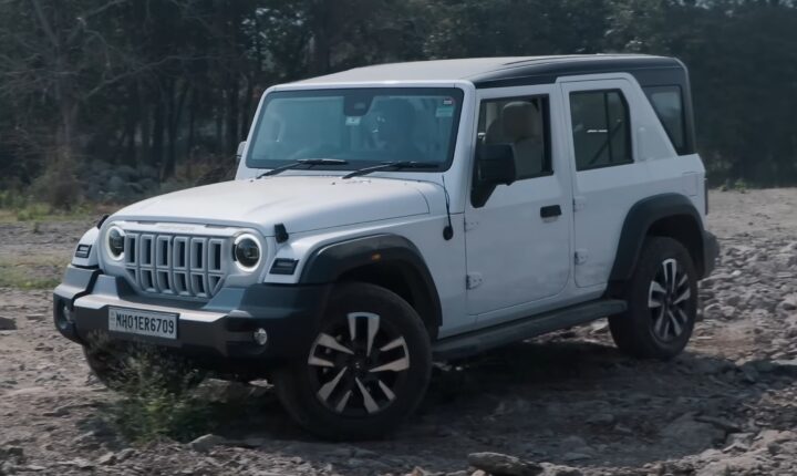 Mahindra Thar Roxx (2024–2026) nuotrauka
