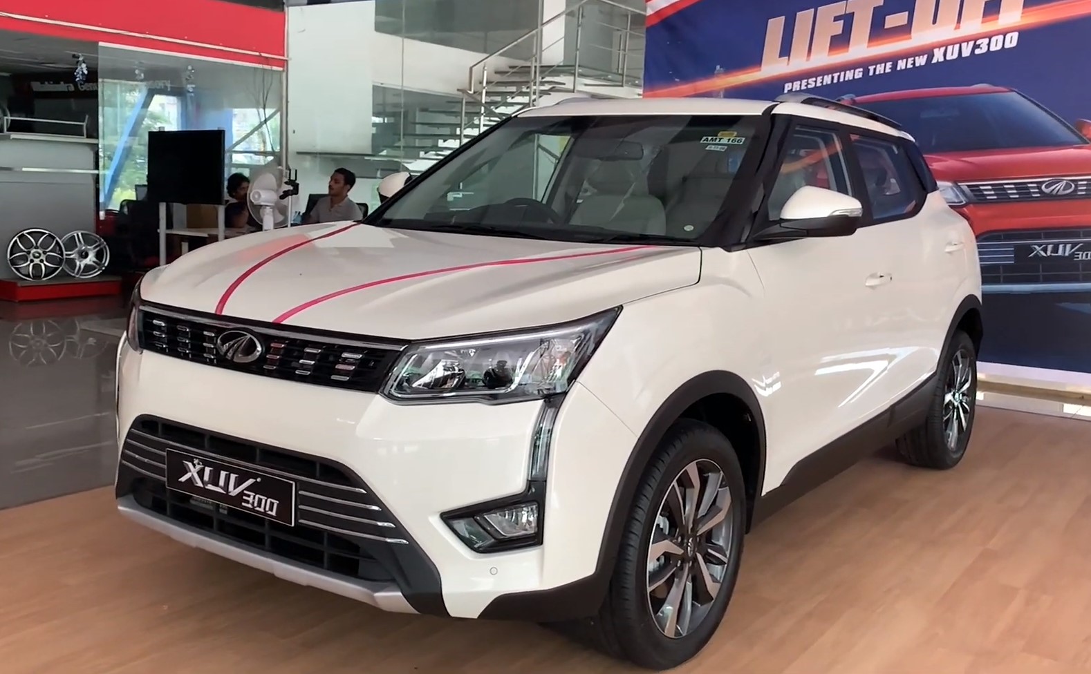 Mahindra XUV400 (2023–2026) nuotrauka
