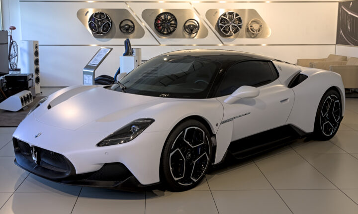 Maserati MC20 (2020–2026) nuotrauka