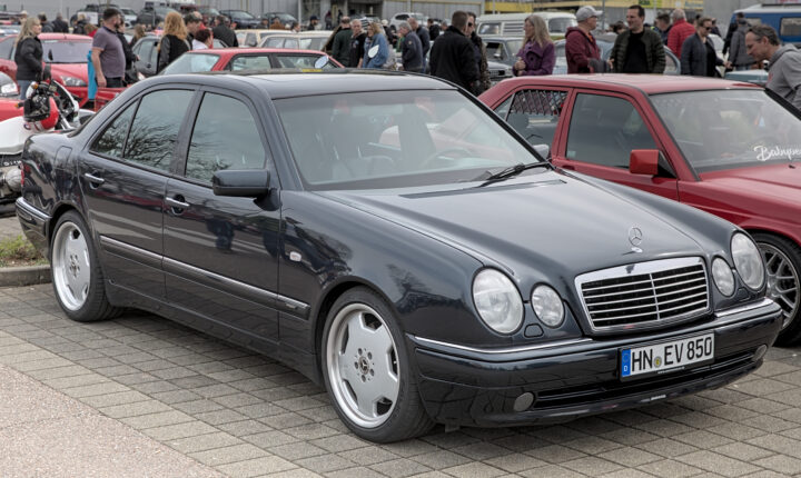 Mercedes-Benz /8 Mercedes-Benz nuotrauka