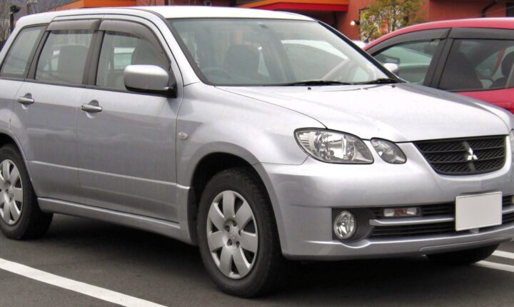 Mitsubishi Airtrek (2001–2006) nuotrauka