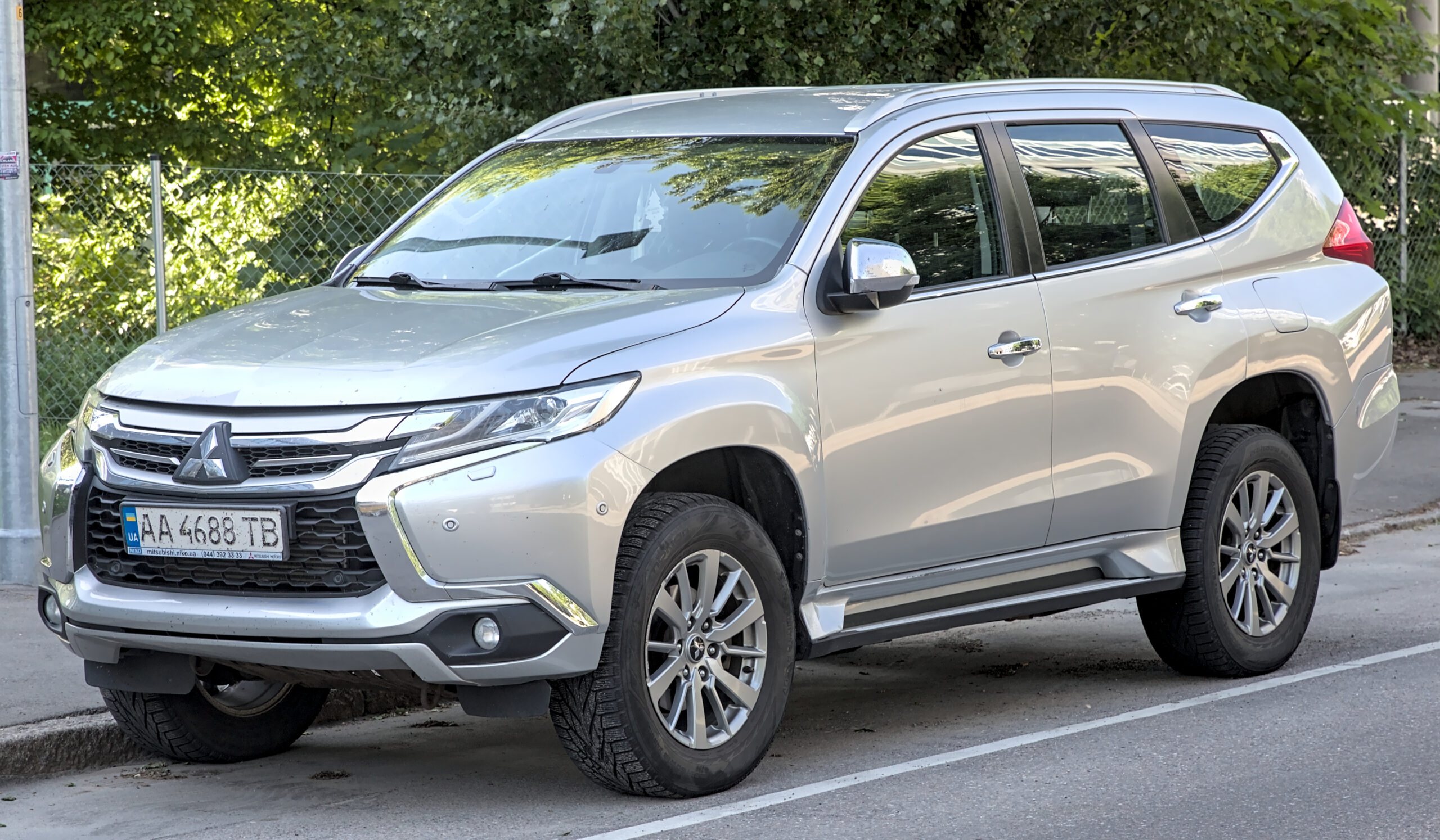 Mitsubishi Pajero Sport I (K90) 2.5 TD (133 AG) (2004–2008) nuotrauka