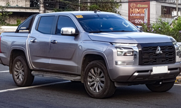 Mitsubishi L200 V Club Cab (2015–2018) nuotrauka