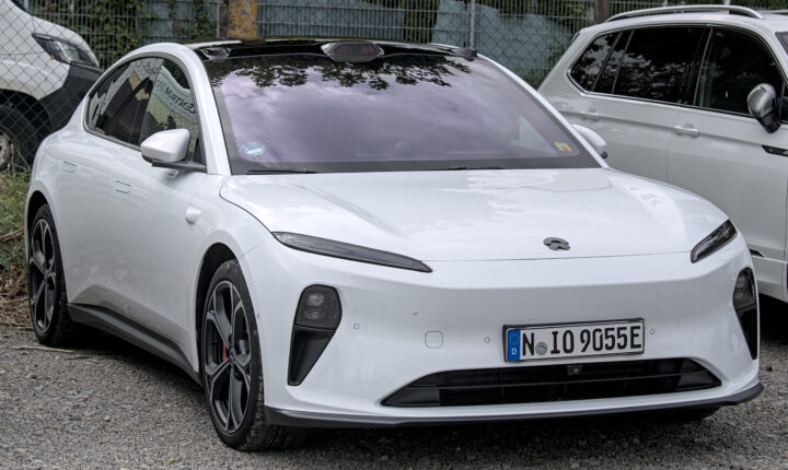 NIO ET5 (2022–2025) nuotrauka