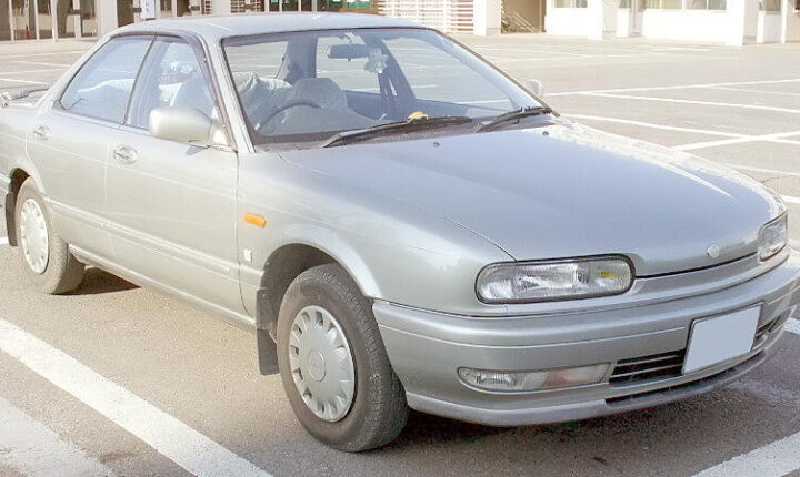 Nissan Presea (1990–1994) nuotrauka
