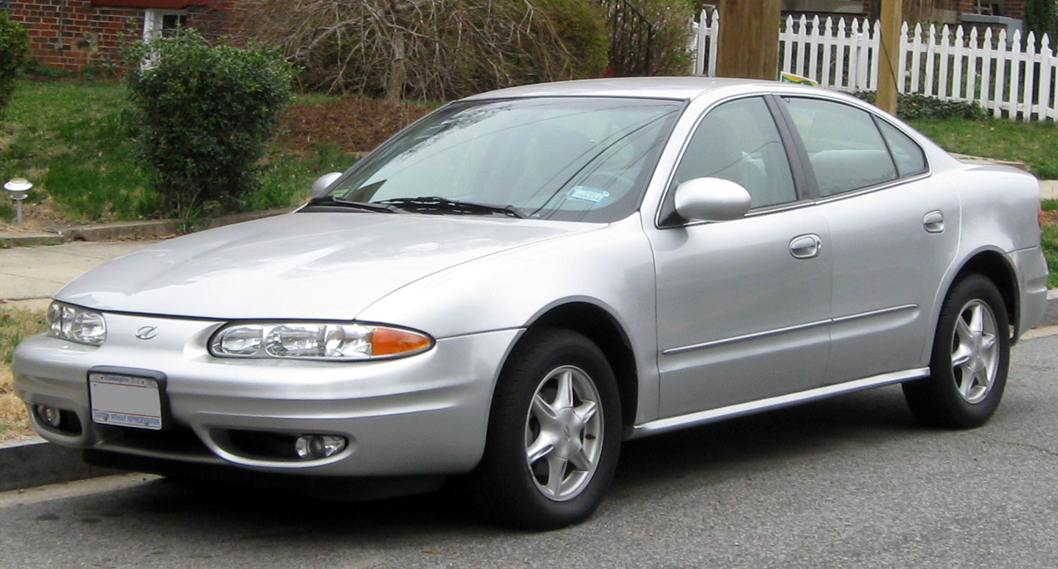 Oldsmobile Alero kupė 3.4 V6 24V (173 AG) (1999–2004) nuotrauka
