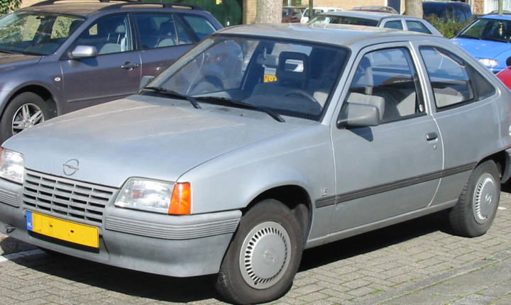 Opel Kadett E (1984–1993) nuotrauka