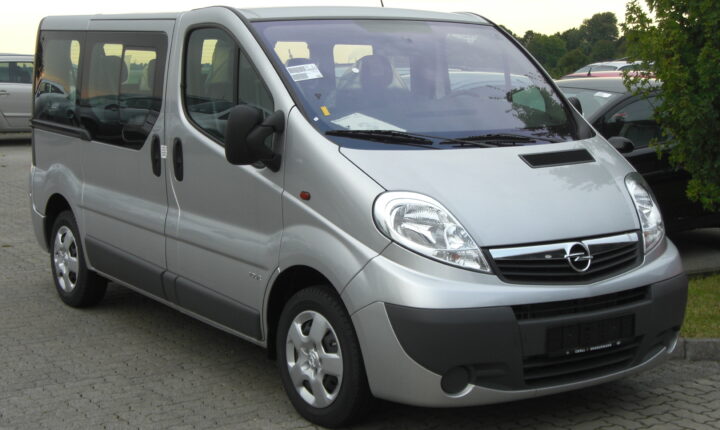 Opel Vivaro A Tour (2001–2006) nuotrauka