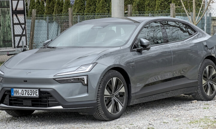 Polestar 4 (2023–2026) nuotrauka