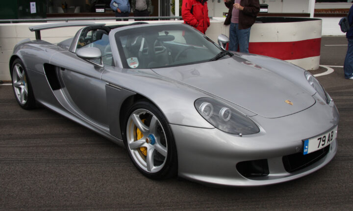 Porsche 911 GT1 Strassenversion specs, Fuel consumption, Dimensions nuotrauka