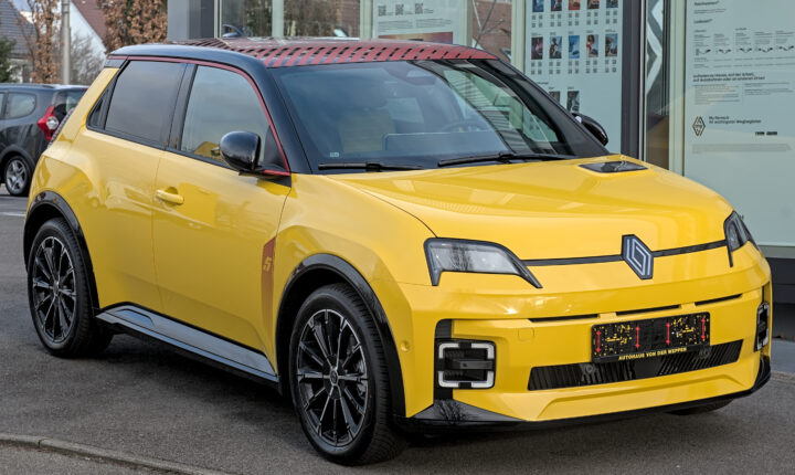 Renault 4 E-Tech Electric (2024–2026) nuotrauka