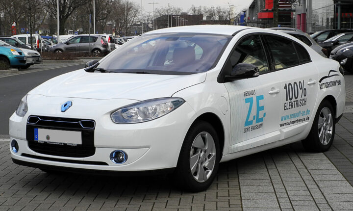 Renault Fluence Z.E. (2011–2014) nuotrauka