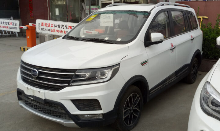 SWM X3 (2018–2023) nuotrauka