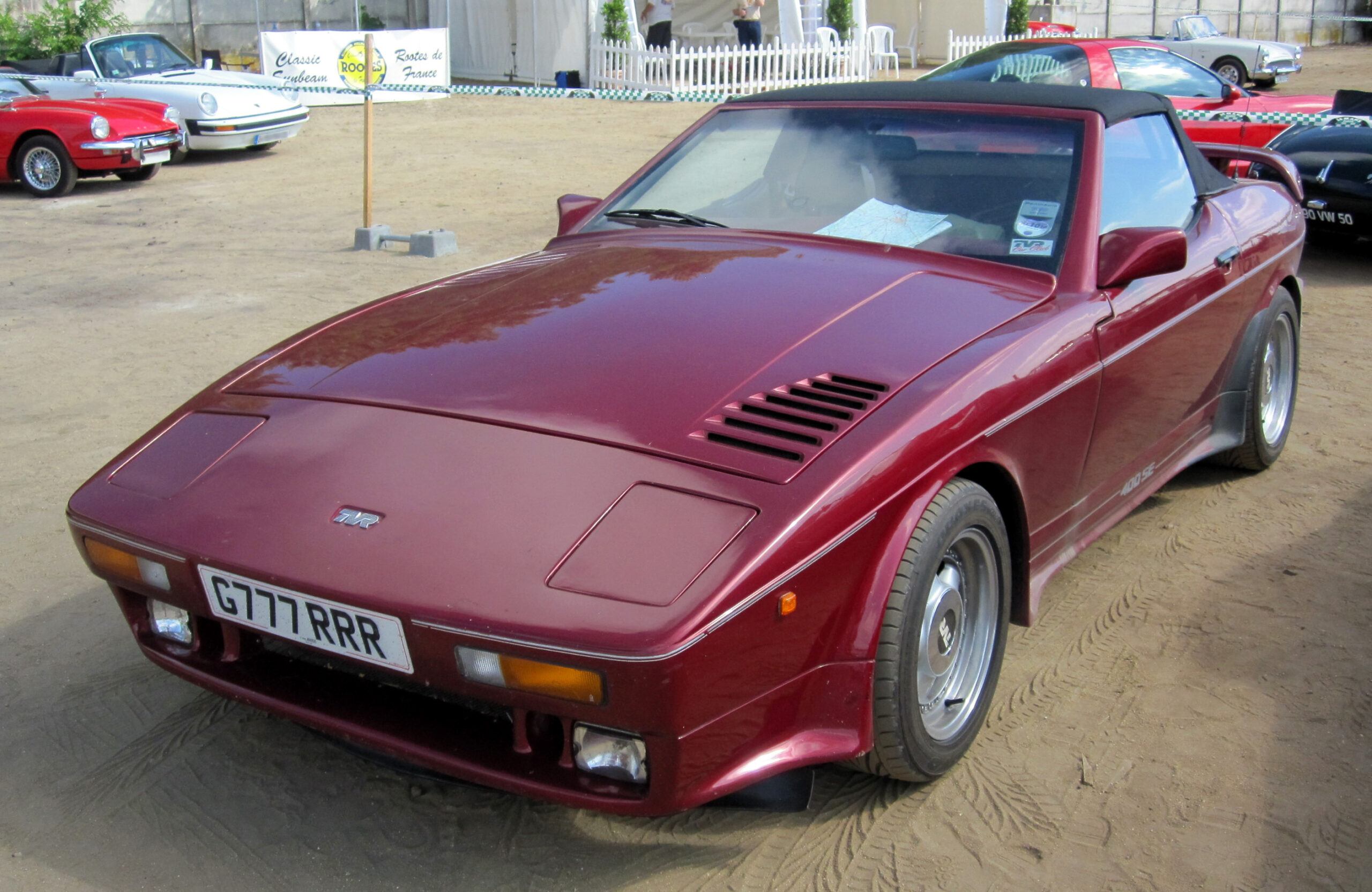 TVR 400 (1988–1991) nuotrauka