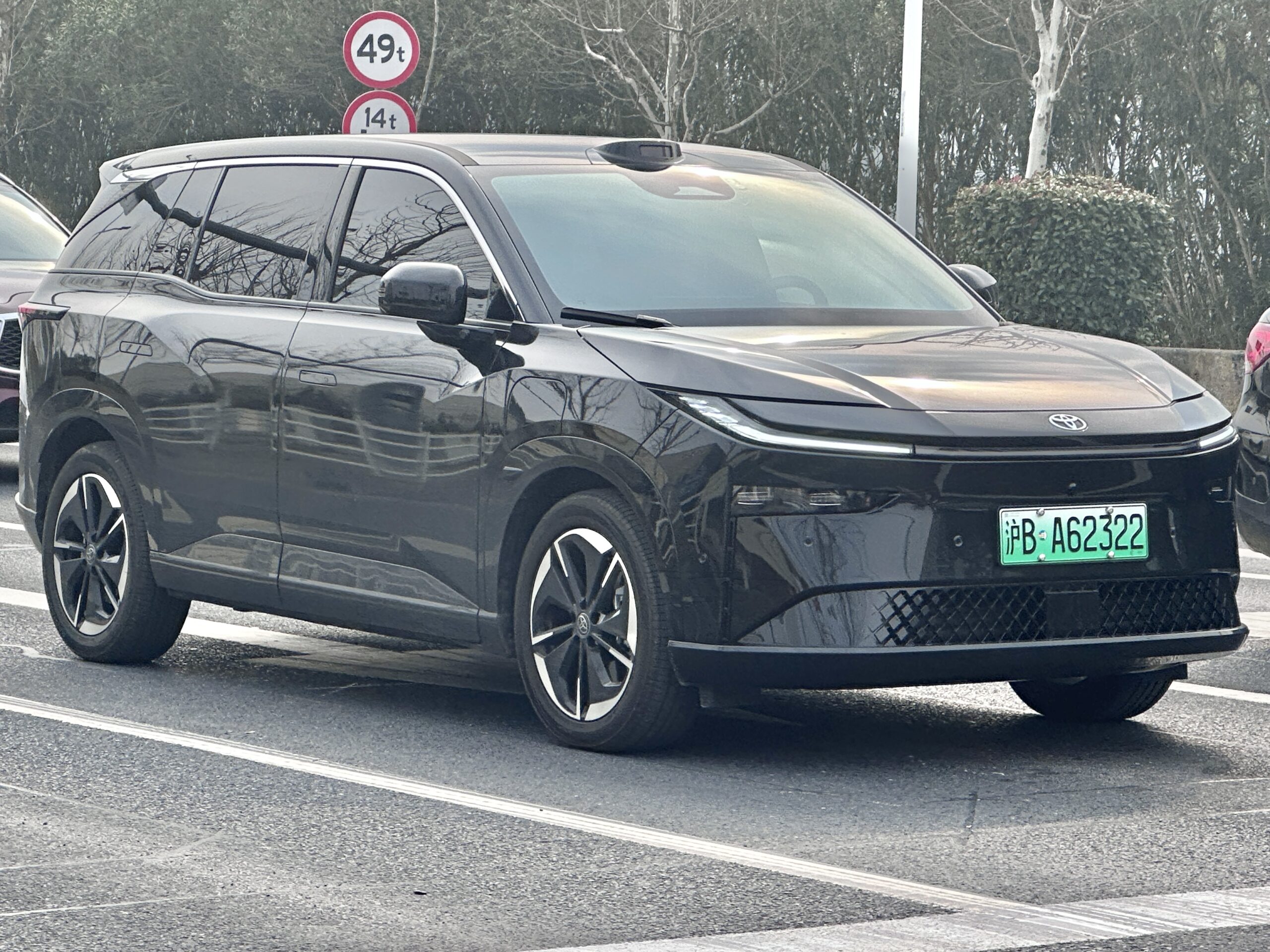 Toyota Bozhi 7 600 Pro 71.35 kWh (281 AG) Electric (2026) nuotrauka