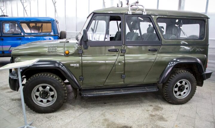 UAZ 3159 (1999–2008) nuotrauka