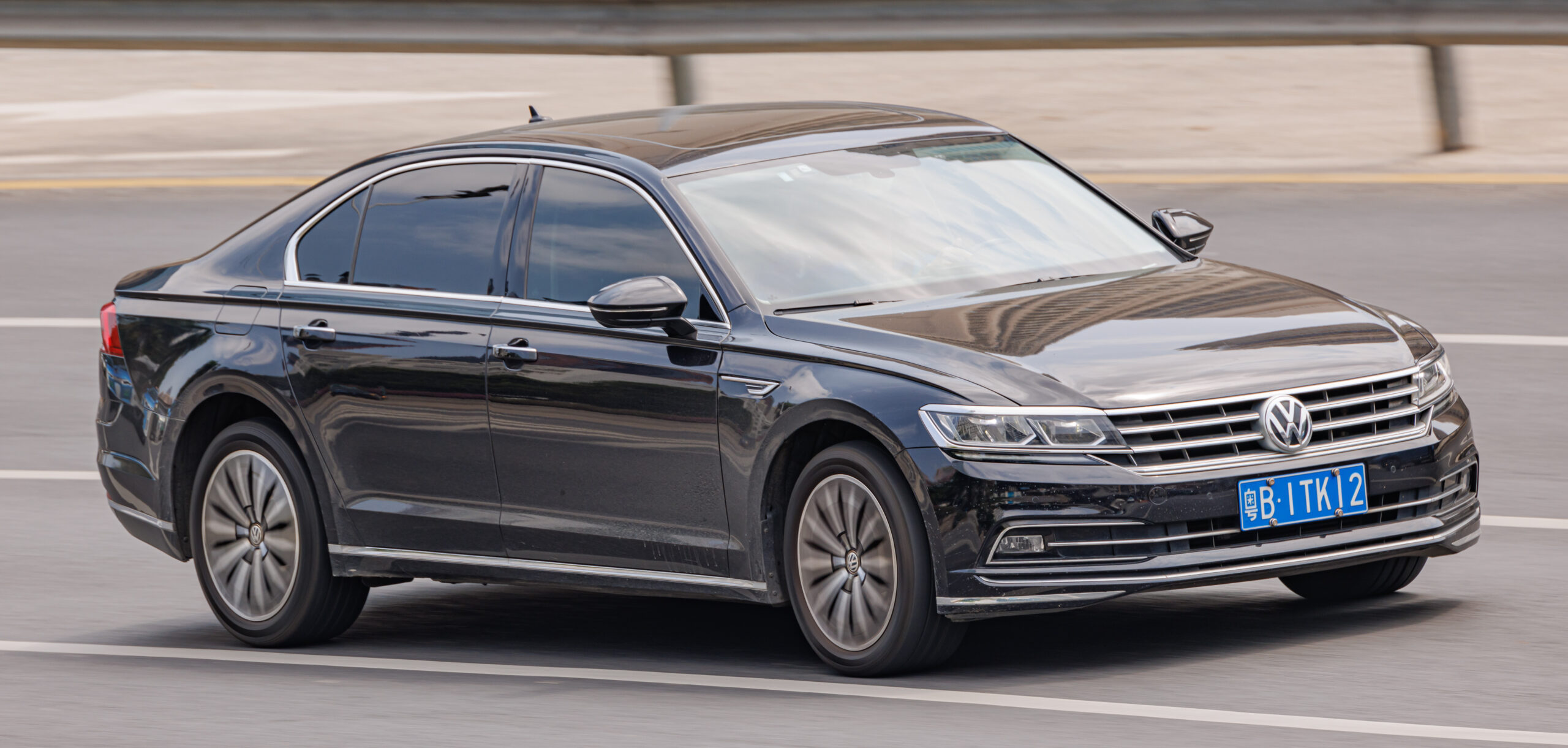 Volkswagen Phideon (2016–2026) nuotrauka