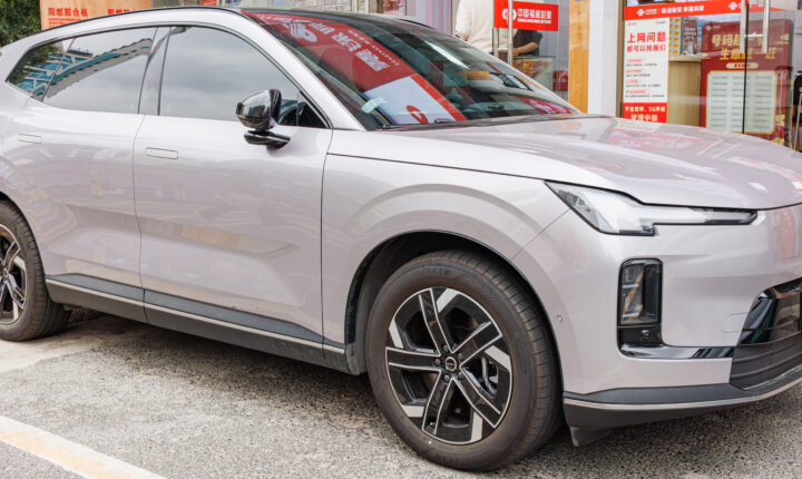 Volvo XC70 (2025) (2025–2026) nuotrauka
