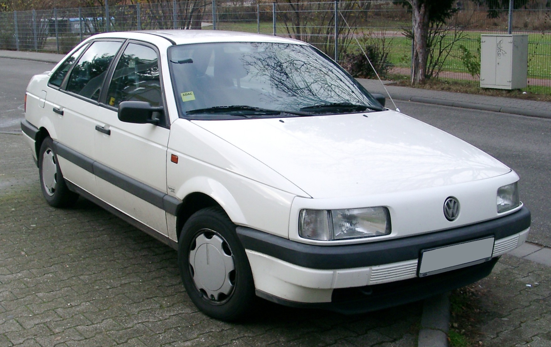 Volkswagen Passat (B3) 1.9 TD (75 AG) (1991–1993) nuotrauka