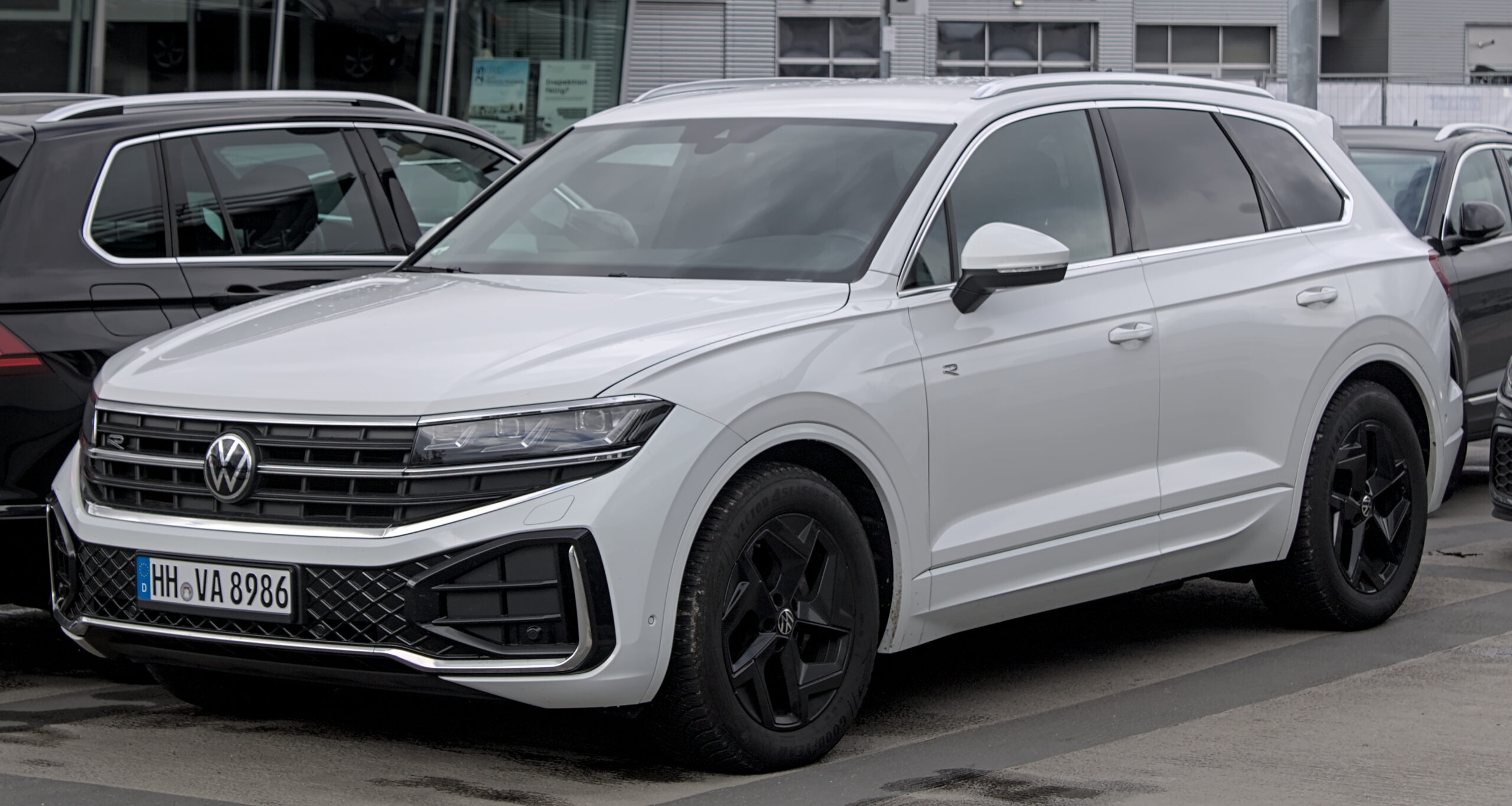 Volkswagen Touareg I (7L) 3.2i V6 24V (241 AG) 4MOTION Tiptronic (2004–2006) nuotrauka