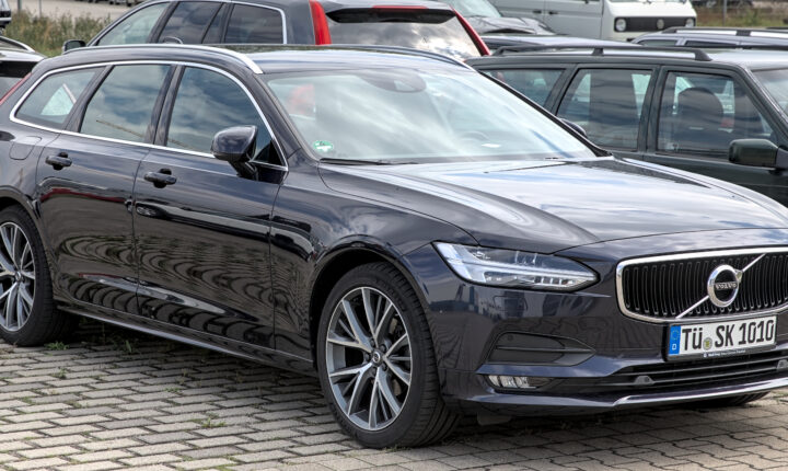 Volvo V90 (1996–1998) nuotrauka
