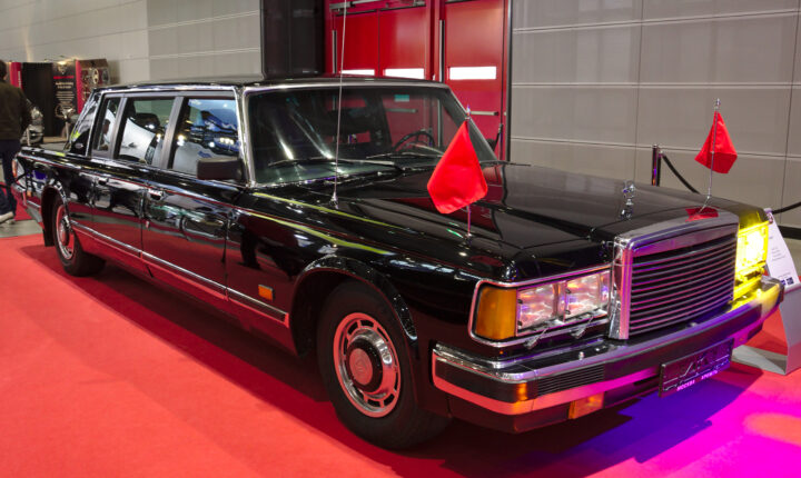 ZIL 4104 (1978–1985) nuotrauka