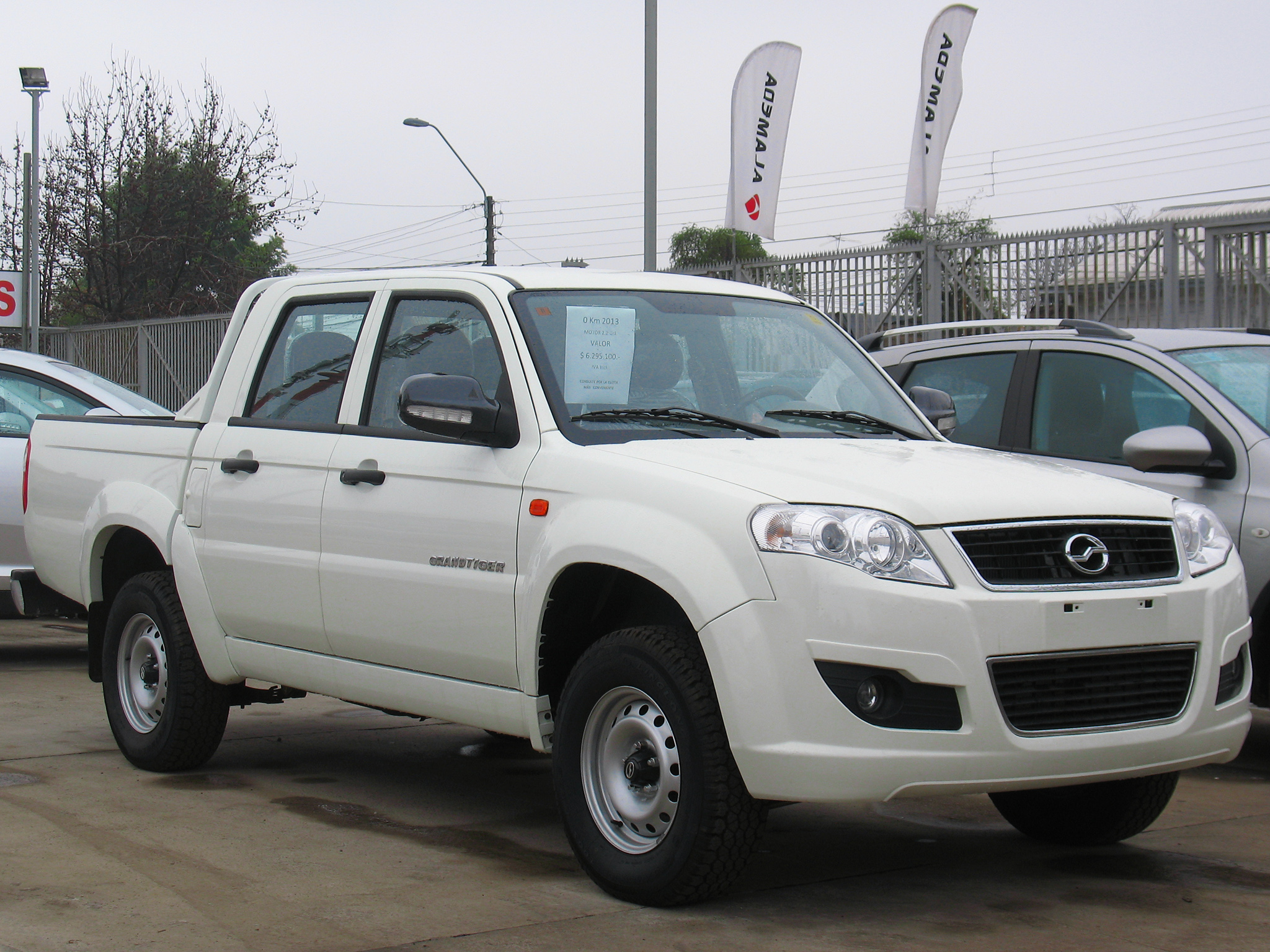 ZX GrandTiger 2.4 (126 AG) 4x2 (2007–2011) nuotrauka