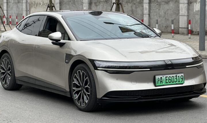 Zeekr 007 (2023–2026) nuotrauka