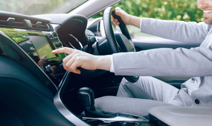 VW savininkai bylinėjasi, nes jiems taip nepatinka talpiniai jutikliniai mygtukai