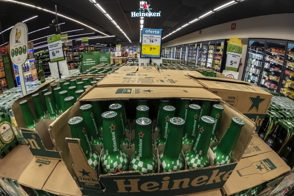 Slapta F1 nealkoholinio alaus reklamų strategija