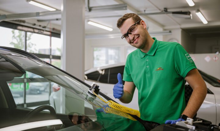 Ką verta žinoti apie automobilių stiklus prieš remontą ar keitimą?