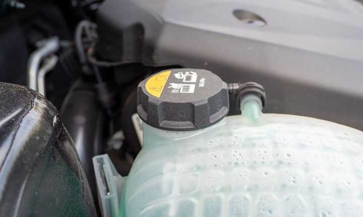 Antifrizo keitimas pagal automobilio priežiūros planą